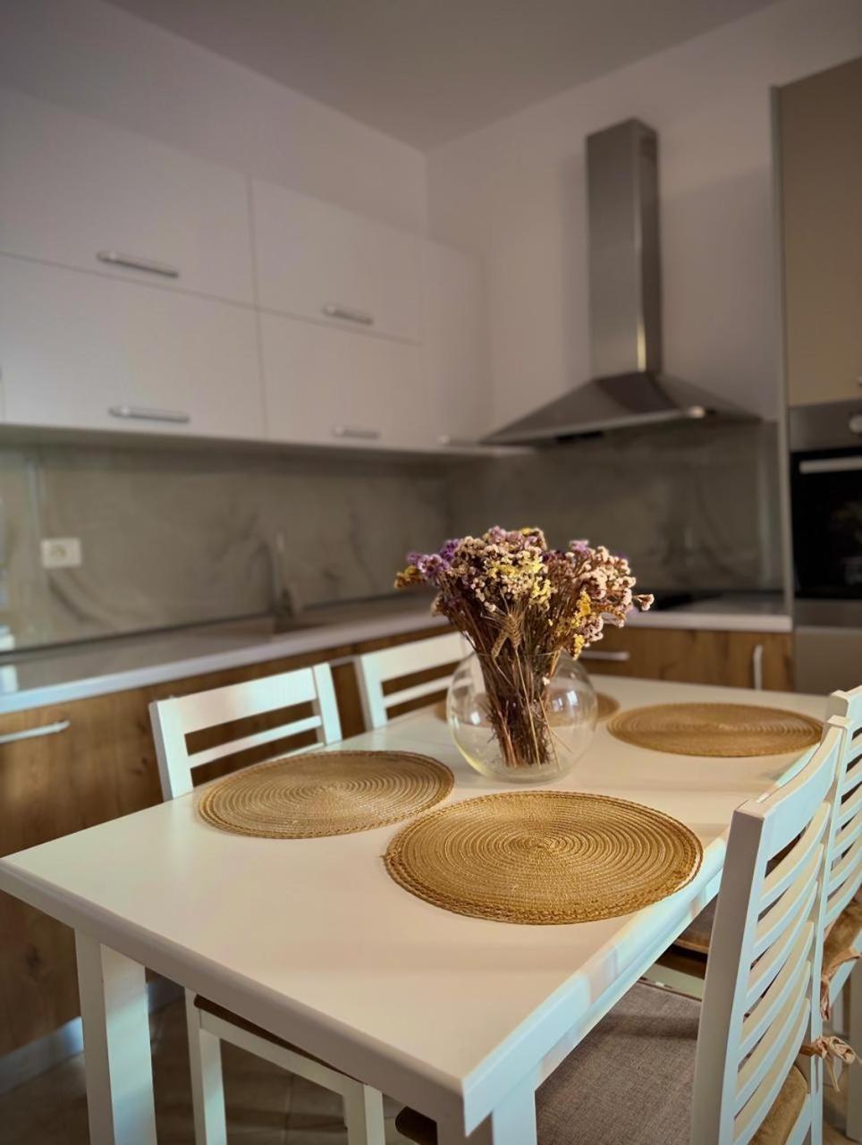 Endy Apartaments Orikum Ngoại thất bức ảnh