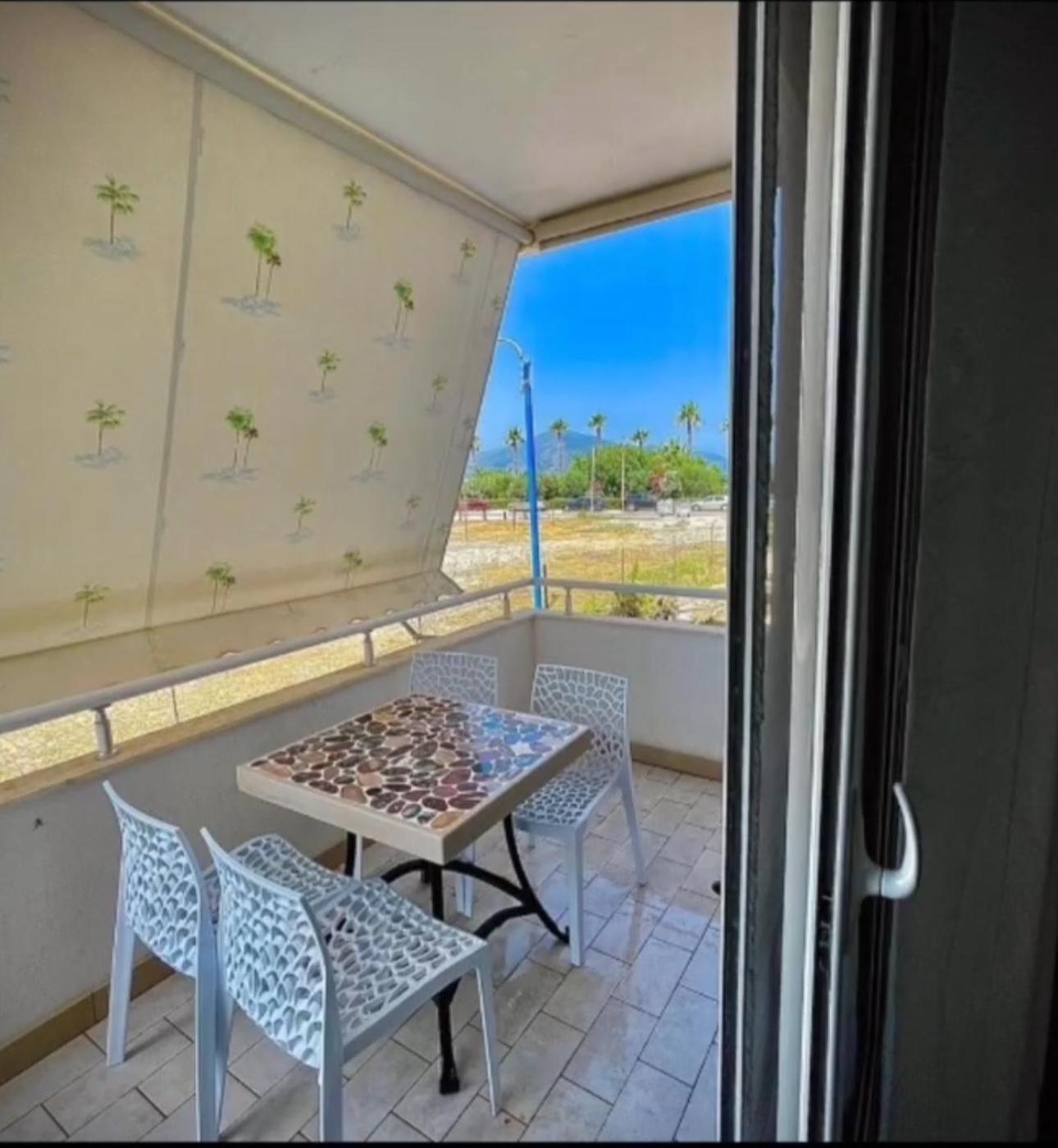 Endy Apartaments Orikum Ngoại thất bức ảnh